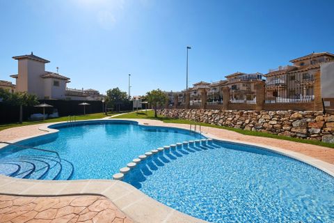 Rækkehus i La Zenia, Alicante, La Zenia - € 250.000 | Ref: HOM165 - foto 2