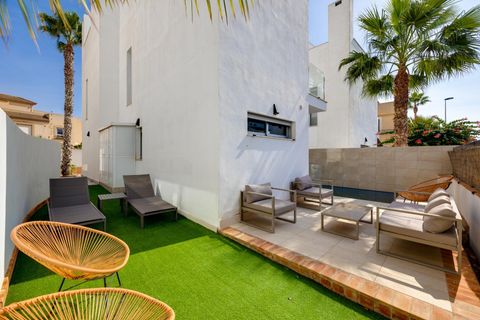 Villa a Torrevieja, Alicante, Torrevieja - € 423.000 | Ref: 2341-846 - foto 19
