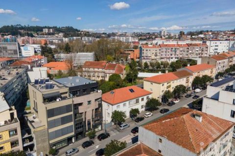 Byhus i Guimaraes, Braga, Guimaraes - € 750.000 | Ref: 848746 - foto 30