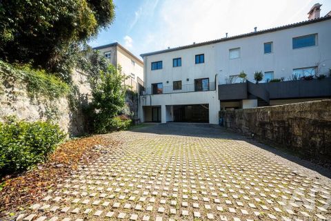 Byhus i Guimaraes, Braga, Guimaraes - € 750.000 | Ref: 848746 - foto 37