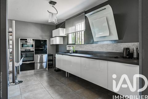 Villa i Carnoux-en-Provence, Bouches-du-Rhone, Carnoux-en-Provence - € 1.490.000 | Ref: 28328 - foto 14