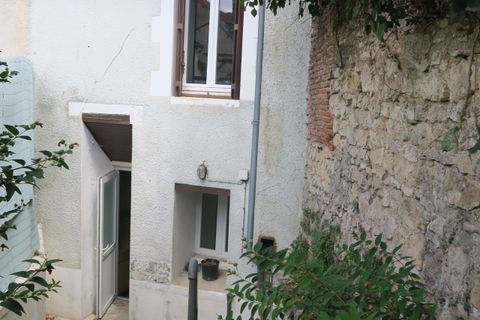 Villa i Saint-Savin, Vienne, Saint-Savin - € 45.000 | Ref: 13088 - foto 2