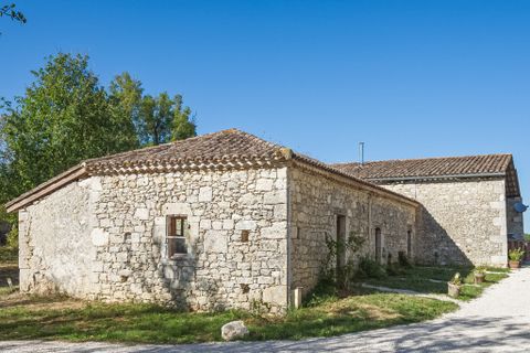 Villa a Brassac, Tarn-et-Garonne, Brassac - € 750.000 | Ref: WMC697-PB - foto 2
