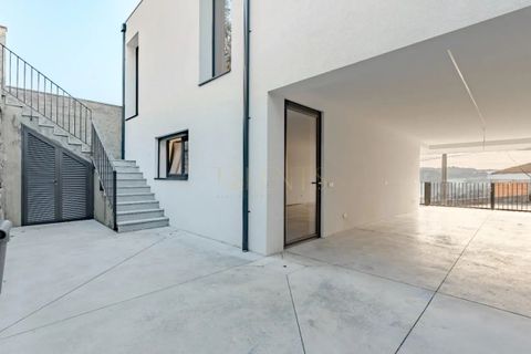 Villa i Guimaraes, Braga, Guimaraes - € 459.000 | Ref: MOR-00004 - foto 20