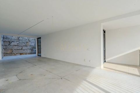 Villa i Guimaraes, Braga, Guimaraes - € 459.000 | Ref: MOR-00004 - foto 25