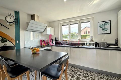 Villa a Genas, Rhone, Genas - € 540.000 | Ref: 86124904 - foto 2
