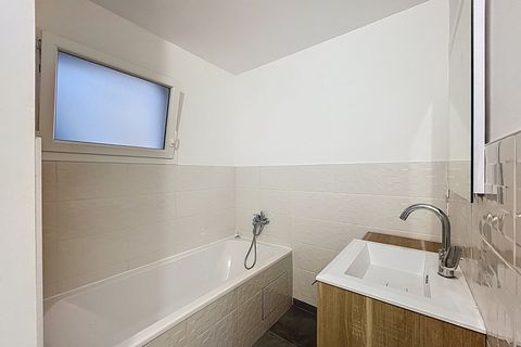 Villa a Montelimar, Drome, Montelimar - € 258.000 | Ref: 340938827996 - foto 8