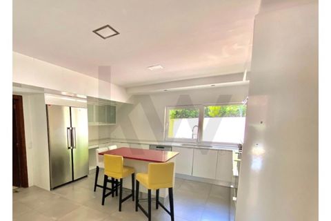 Villa i Carcavelos, Lisbon, Carcavelos - € 2.490.000 | Ref: KWPT-013493 - foto 24