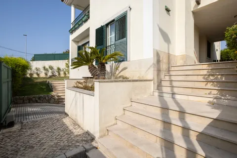 Villa i Oeiras, Lisbon, Oeiras - € 1.250.000 | Ref: C0246-03496 - foto 2