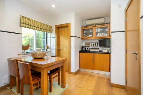 Villa i Oeiras, Lisbon, Oeiras - € 1.250.000 | Ref: C0246-03496 - foto 15