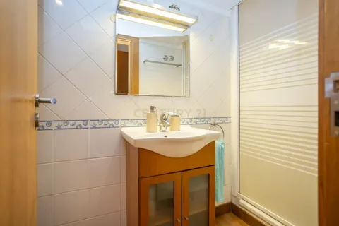 Villa i Oeiras, Lisbon, Oeiras - € 1.250.000 | Ref: C0246-03496 - foto 28