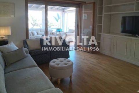 Lejlighed i Rome, Rome, Rome - € 695.000 | Ref: FRM Attico Via della Mendola - foto 10