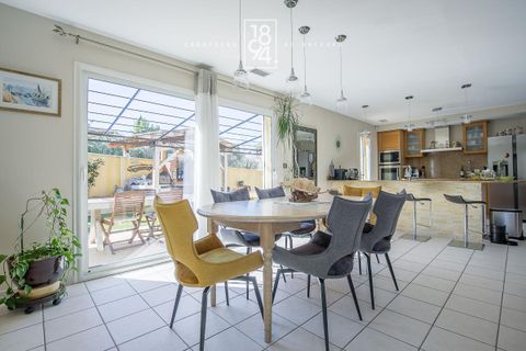 Villa i Marseille, Bouches-du-Rhone, Marseille - € 695.000 | Ref: JT94-H7H-P08 - foto 13