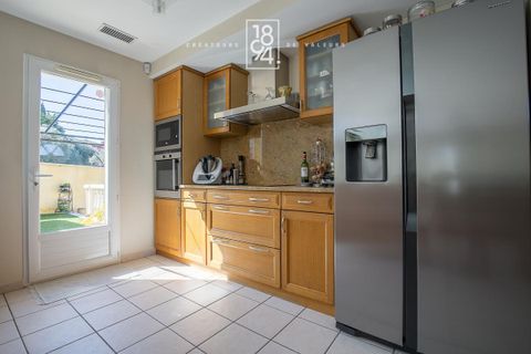 Villa i Marseille, Bouches-du-Rhone, Marseille - € 695.000 | Ref: JT94-H7H-P08 - foto 15