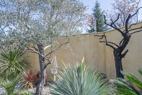 Villa i Marseille, Bouches-du-Rhone, Marseille - € 695.000 | Ref: JT94-H7H-P08 - foto 22