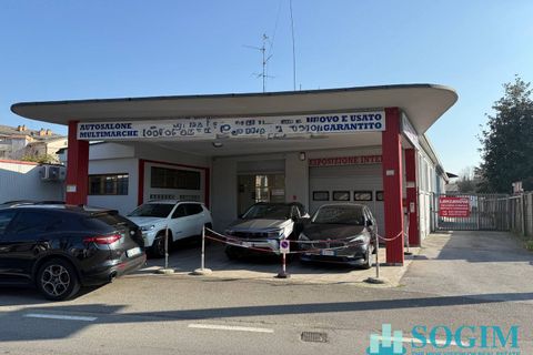Erhvervsejendom i Monza, Monza and Brianza, Monza - € 780.000 | Ref: 533571 - foto 17