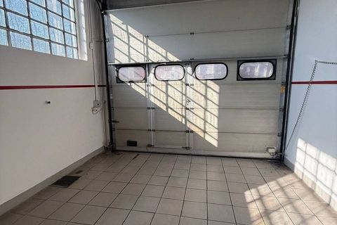 Erhvervsejendom i Monza, Monza and Brianza, Monza - € 780.000 | Ref: 533571 - foto 24