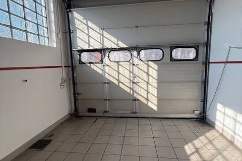 Erhvervsejendom i Monza, Monza and Brianza, Monza - € 780.000 | Ref: 533571 - foto 25