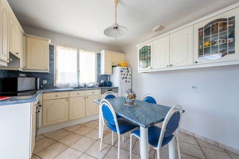 Villa i Arnas, Rhone, Arnas - € 369.000 | Ref: 340937444329 - foto 9