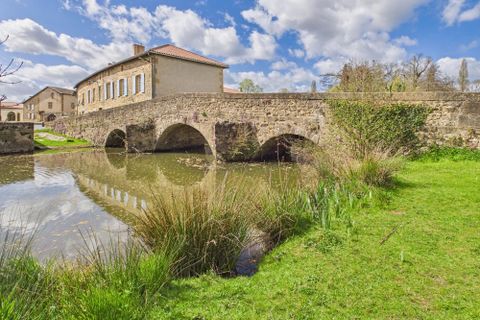 Landsbyhus i Pressac, Vienne, Pressac - € 99.950 | Ref: BVI84858 - foto 10