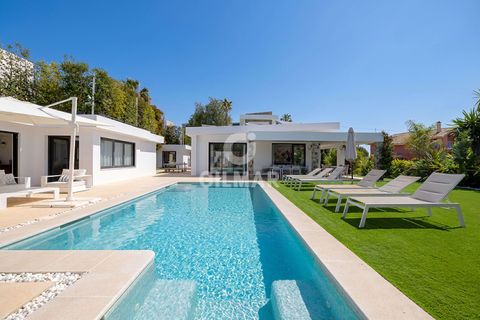 Villa in Benalmadena, Malaga - foto 1