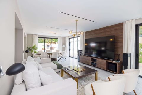 Villa a Benalmadena, Malaga, Benalmadena - € 2.250.000 | Ref: 221372 - foto 32