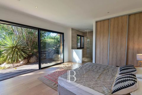 Villa i Conca, Corse-du-Sud, Conca - € 1 790 000 | Ref: RV2047 - foto 12