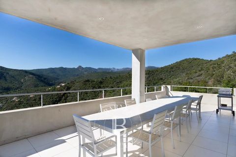 Villa i Conca, Corse-du-Sud, Conca - € 1 790 000 | Ref: RV2047 - foto 17