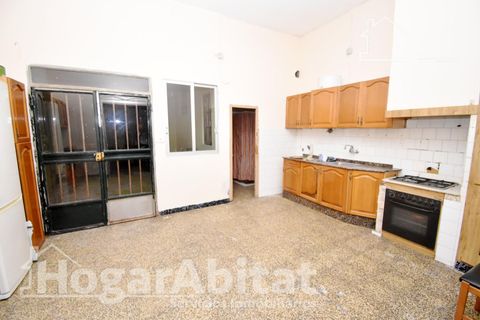 Villa i Carcaixent, Valencia, Carcaixent - € 145.000 | Ref: 074SBA145.FW-A/3716 - foto 1