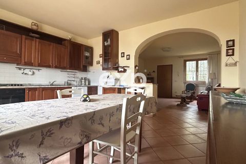 Villa i Carmignano, Prato, Carmignano - € 300.000 | Ref: exp-011887 - foto 7