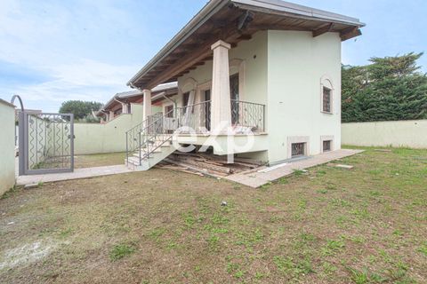 Villa a Rome, Rome, Rome - € 330.000 | Ref: exp-011891 - foto 2