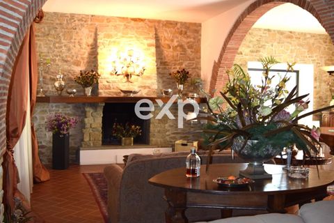 Villa a Arezzo, Arezzo, Arezzo - € 1.400.000 | Ref: exp-011976 - foto 16