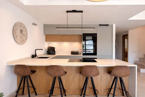 Rækkehus i Estepona, Malaga, Estepona - € 750.000 | Ref: DLR17026/14009 - foto 3