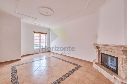 Villa a Montijo, Setubal, Montijo - € 450.000 | Ref: CAS_1317 - foto 2
