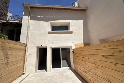 Landejendom i Eyragues, Bouches-du-Rhone, Eyragues - € 265.000 | Ref: 199 - foto 1