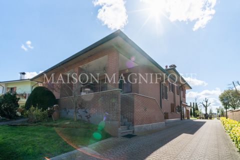 Villa i Ferrara, Ferrara, Ferrara - € 590.000 | Ref: 06VL020 - foto 2