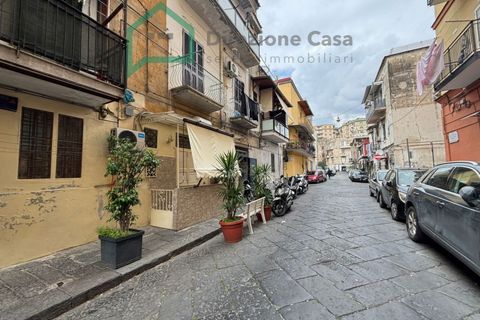 Erhvervsejendom i Naples, Naples, Naples - € 76.000 | Ref: VIA CANTELMO - foto 2