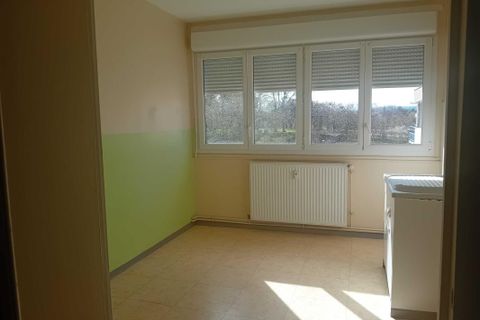 Apartament a Autun, Saone-et-Loire, Autun - € 490/mes | Ref: AUTU014066012L - foto 2