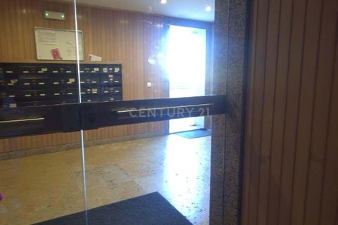 Lejlighed i Amadora, Lisbon, Amadora - € 597.700 | Ref: C0483-01787 - foto 5