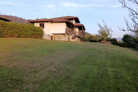 Villa en Arizzano, Verbano Cusio Ossola, Arizzano - € 650.000 | Ref: V000944 - photo 4