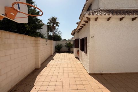 Villa a Orihuela, Alicante, Orihuela - € 585.000 | Ref: MLSC2640885 - foto 25