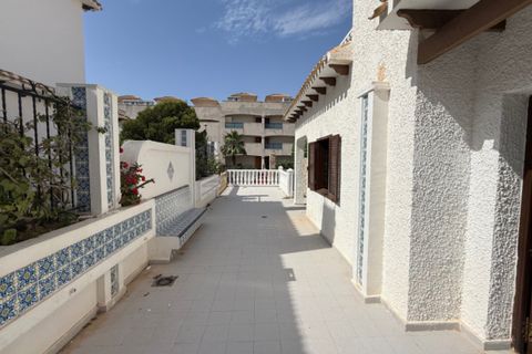 Villa a Orihuela, Alicante, Orihuela - € 585.000 | Ref: MLSC2640885 - foto 38
