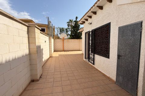 Villa a Orihuela, Alicante, Orihuela - € 585.000 | Ref: MLSC2640885 - foto 47