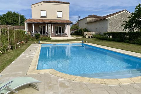 Villa a Mansle, Charente, Mansle - € 299.000 | Ref: BVI85015 - foto 6