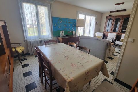 Villa a Ruffec, Charente, Ruffec - € 140.400 | Ref: BVI82774 - foto 7