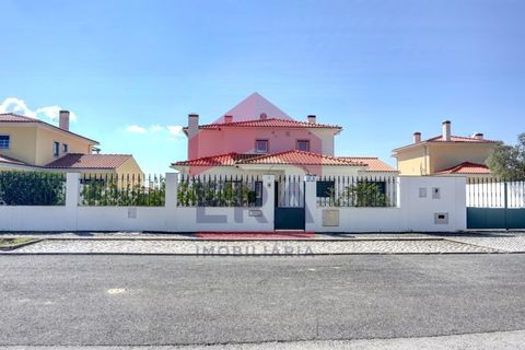 Villa a Cadaval, Lisbon, Cadaval - € 670.000 | Ref: 130260062 - foto 2