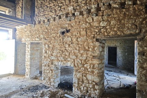 Villa i Biches, Nievre, Biches - € 39.000 | Ref: V10000118 - foto 4