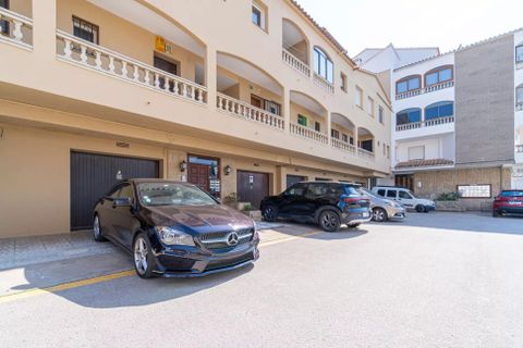 Villa a Empuriabrava, Gerona, Empuriabrava - € 450.000 | Ref: 111867 - foto 11