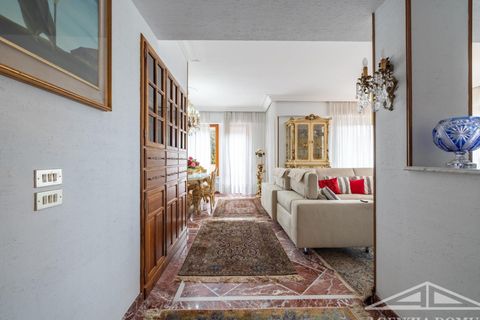 Villa i Bordighera, Imperia, Bordighera - € 2.700.000 | Ref: AG-DOM 5242 - foto 6