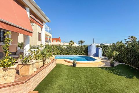 Villa i Torrevieja, Alicante, Torrevieja - € 950.000 | Ref: MOVE-333/13477 - foto 20